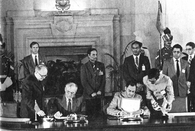 Подписание Делийской декларации 26 ноября 1986 г.